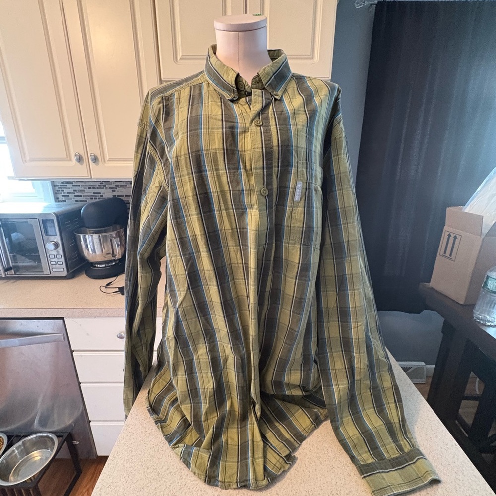 Columbia Green and Yellow Casual Button Down Shirt
